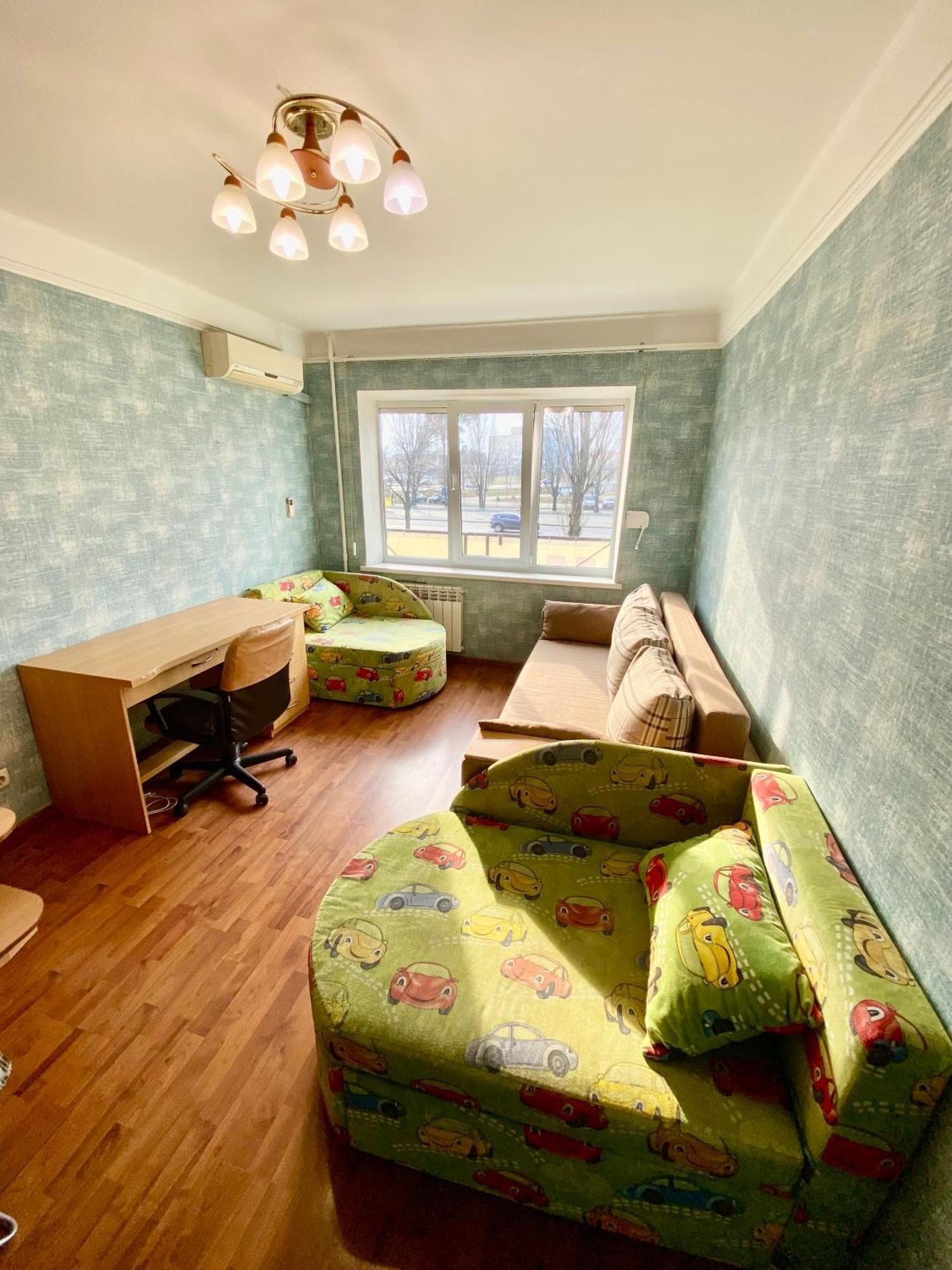 на воскресенці, поруч метро лівобережна, інститут серця, мвц Apartment Kyiv